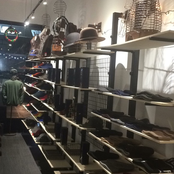 Meet your Posher, Joaquin - Picture 3 of 6